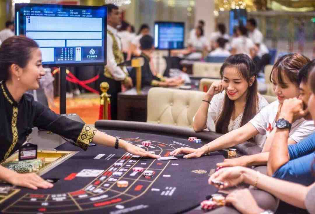 Shanghai Resort Casino  thu hút nhiều người chơi